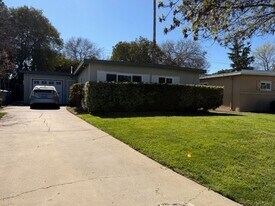 1824 Haussler Dr in Davis, CA - Building Photo