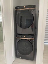 3155 NW 103rd St-Unit -3157 in Miami, FL - Foto de edificio - Building Photo