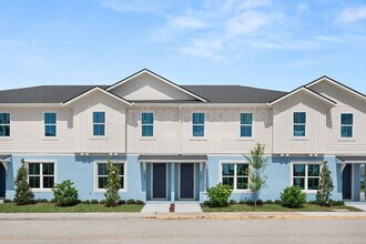 438 Goodall Ave in Daytona Beach, FL - Building Photo - Building Photo