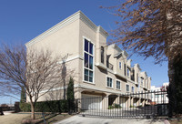 5613 Lindell Ave in Dallas, TX - Foto de edificio - Building Photo