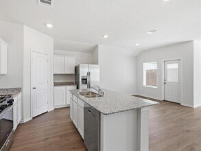 757 Tiger Lily Wy in Pilot Point, TX - Building Photo - Building Photo