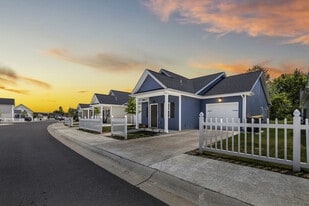 Dupont Meadows in Fort Wayne, IN - Building Photo