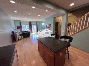 15609 Dwellers Way in Apple Valley, MN - Building Photo - Building Photo