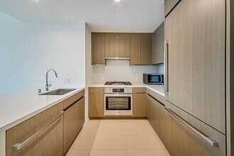889 Francisco St in Los Angeles, CA - Building Photo - Building Photo