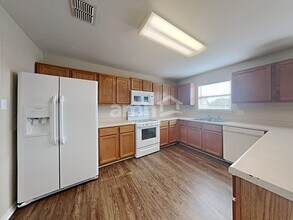 438 Abigail in Converse, TX - Building Photo - Building Photo