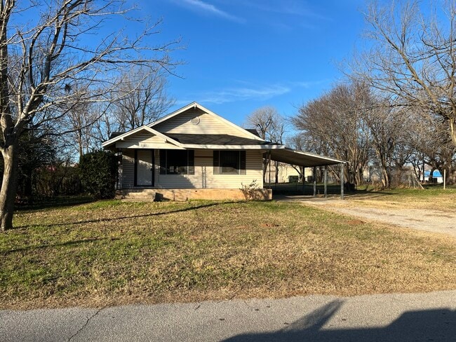 property at 2107 Briggs St