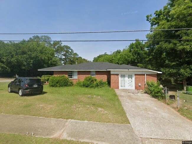 801 Cotton Ave