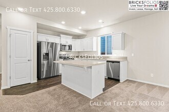 4237 Pronghorn Pl in Bremerton, WA - Building Photo - Building Photo