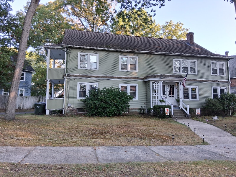 127-129-129 Olmsted Dr in Springfield, MA - Building Photo
