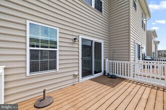 110 Topaz Dr in Gilbertsville, PA - Building Photo - Building Photo