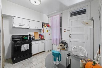 4002 N Southport Ave in Chicago, IL - Building Photo - Building Photo