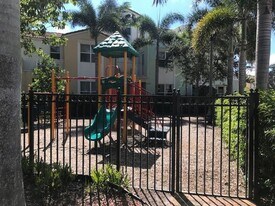 4920 NW 15th Ave in Boca Raton, FL - Building Photo