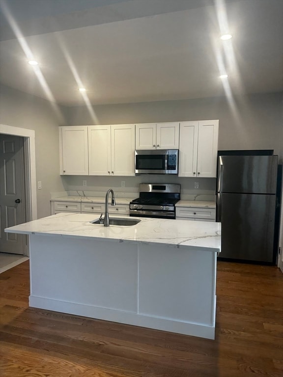 911 Saratoga St in Boston, MA - Building Photo - Building Photo