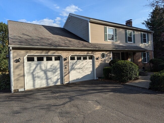 30 Long Plain Rd in Whately, MA - Building Photo - Building Photo