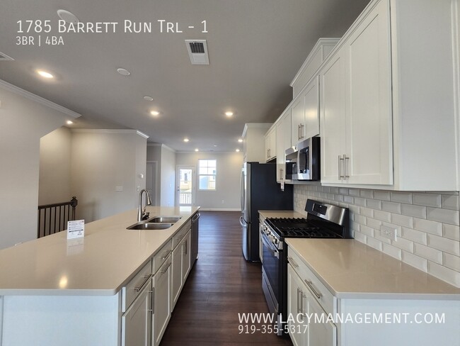 1785 Barrett Run Trl in Apex, NC - Building Photo - Building Photo