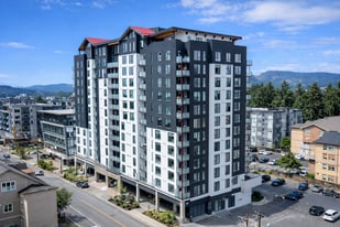 The Vue in Victoria, BC - Building Photo