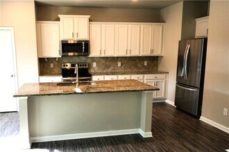 126 Pointe Pl in Dawsonville, GA - Building Photo - Building Photo