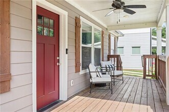 256 Birch St in Hapeville, GA - Building Photo - Building Photo