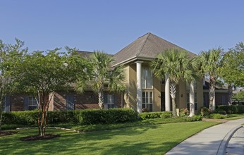 The Village at Fountain Lake in Gonzales, LA - Building Photo - Building Photo