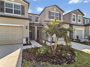 9309 Bonita Mar Dr in Parrish, FL - Building Photo - Building Photo