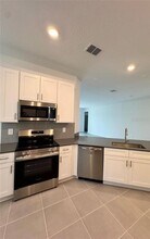 1877 Blissful Dr in Kissimmee, FL - Foto de edificio - Building Photo