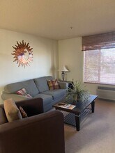 555 Highland Dr in Mesquite, NV - Foto de edificio - Building Photo