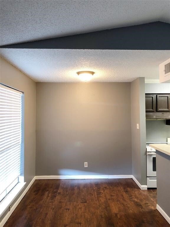 property at 17331 Red Oak Dr