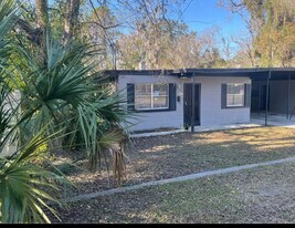 4520 Fairview St in Jacksonville, FL - Building Photo