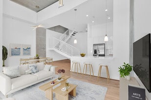 300 S Australian Ave in West Palm Beach, FL - Building Photo