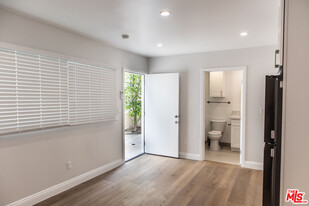 1449 Butler Ave in Los Angeles, CA - Building Photo