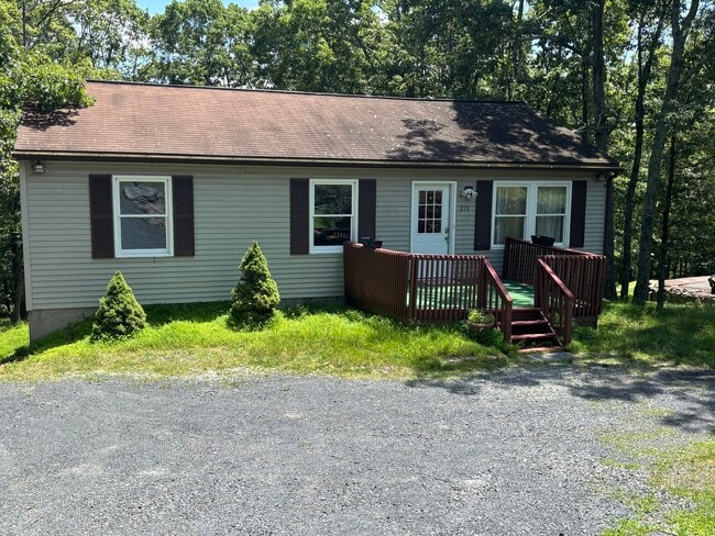 property at 211 Mallard Ln
