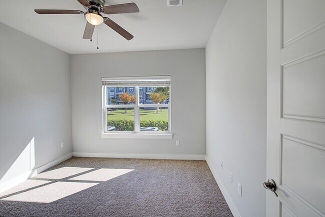 25500 Westheimer Pkwy in Katy, TX - Building Photo - Building Photo