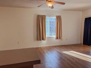 165 Albion Village Way in Sandy, UT - Building Photo - Building Photo