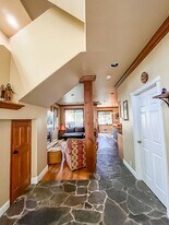 910 Powder Valley Ln in Driggs, ID - Building Photo