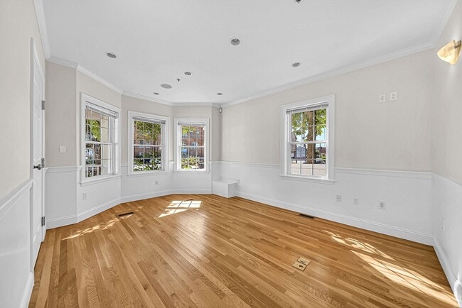 1315 Highland Ave in Needham, MA - Building Photo - Building Photo