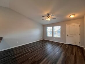 2730 Ladera Dr in Fallon, NV - Foto de edificio - Building Photo
