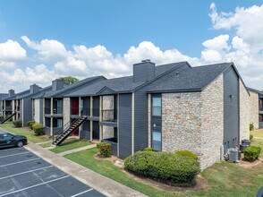 Summerset in Round Rock, TX - Foto de edificio - Building Photo