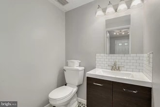 12504 Timber Hollow Pl in Germantown, MD - Building Photo - Building Photo