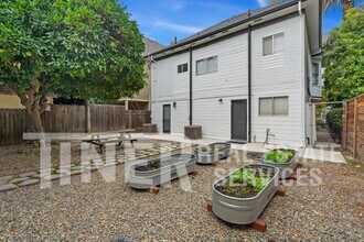 1510 E St in Sacramento, CA - Building Photo - Building Photo