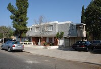 3633 45th St Apartamentos