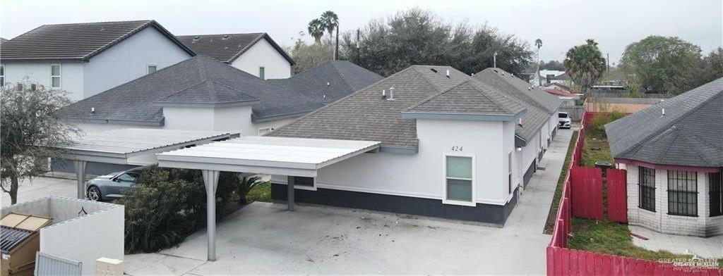 424 W Chavez St in Edinburg, TX - Building Photo