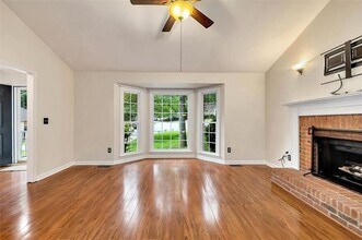 718 Players Ct in Woodstock, GA - Building Photo - Building Photo