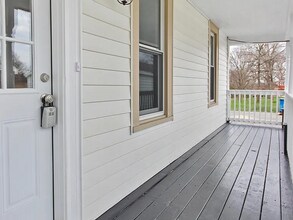 10450 W 93rd Ave in Saint John, IN - Foto de edificio - Building Photo