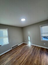 6707 Laverne Ave in Parma, OH - Building Photo - Building Photo