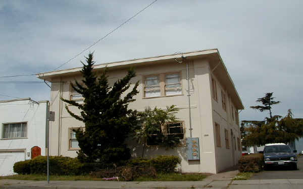 4131-4139 Shafter Ave in Oakland, CA - Building Photo - Building Photo