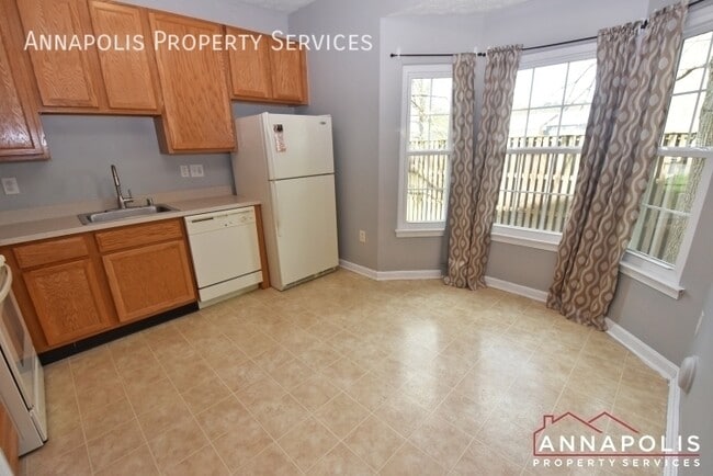 8203 Barrington Ct in Severn, MD - Building Photo - Building Photo