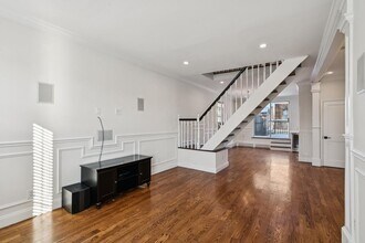 132 Dodd St in Weehawken, NJ - Building Photo - Building Photo