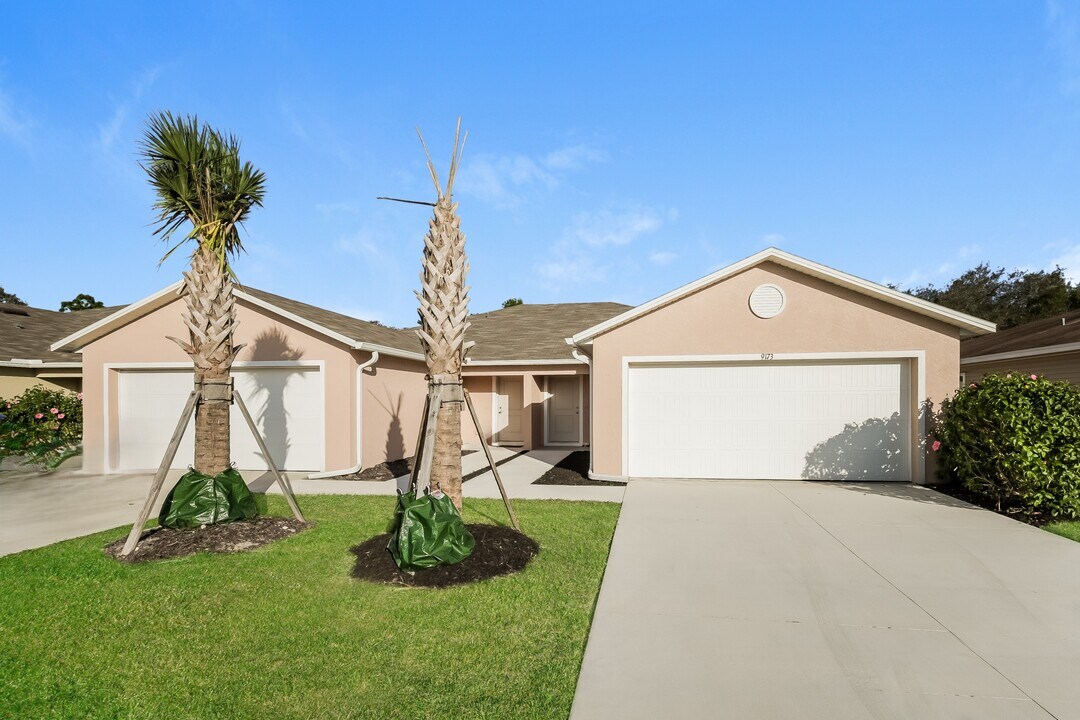 9173 Aegean Cir in Lehigh Acres, FL - Building Photo