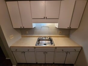 138-154 Woodhill Dr in Rochester, NY - Foto de edificio - Interior Photo
