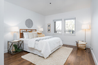 Residences at Broadway Market in Seattle, WA - Building Photo - Interior Photo